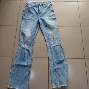 WOMEN JEANS